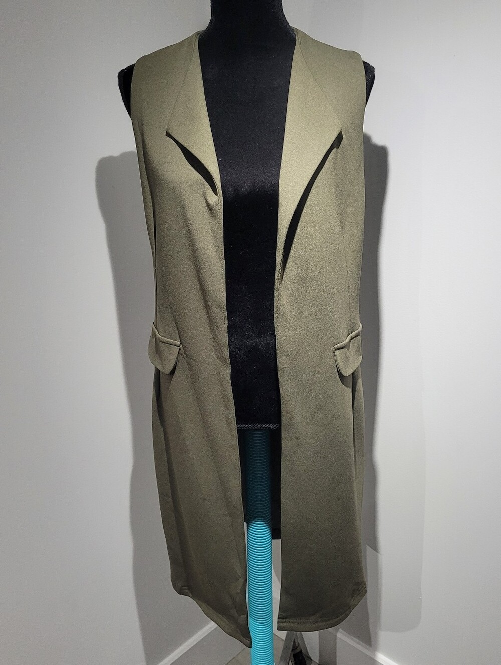 New Look Women's Olive Green Sleeveless Long Vest Jacket 6 Tailored Office Chic